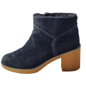 UGG Womens Kasen Black Suede Boot